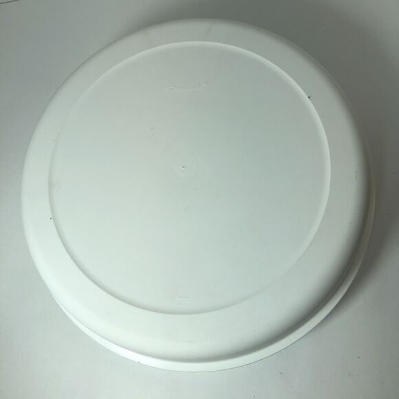 Tupperware Serving‎ Tray Veggie Divided with Lid 1665-1 No Dip Bowl White Large - Picture 1 of 9